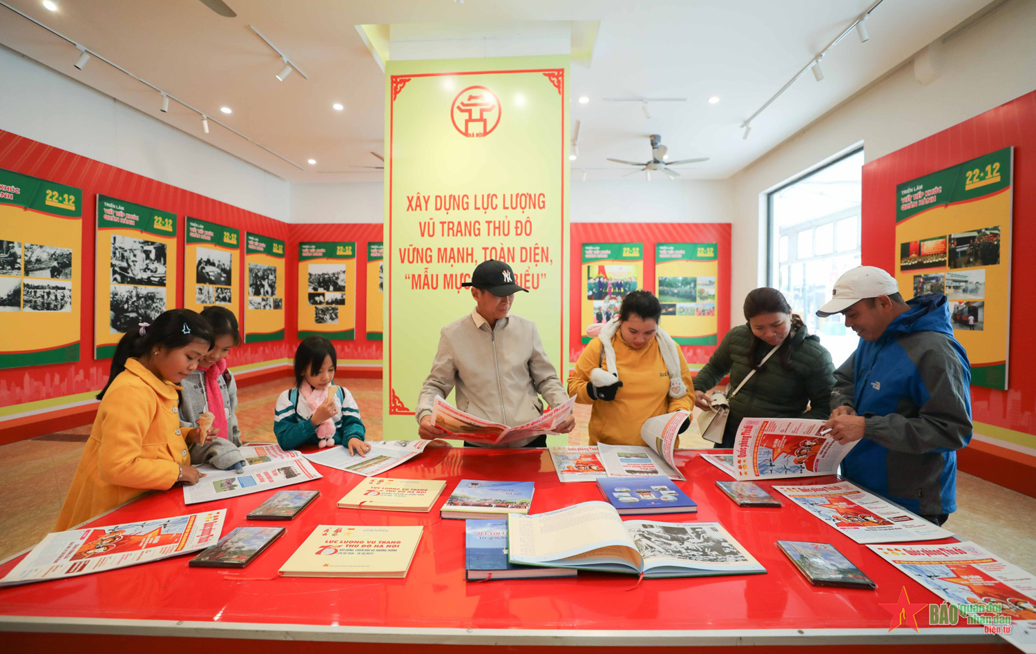 Triển lãm “Viết tiếp khúc quân hành”